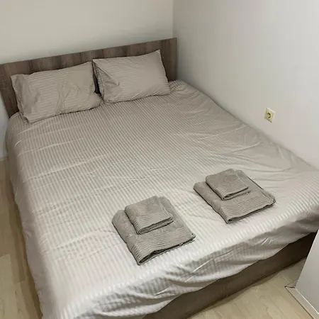 Charm Apartment *
